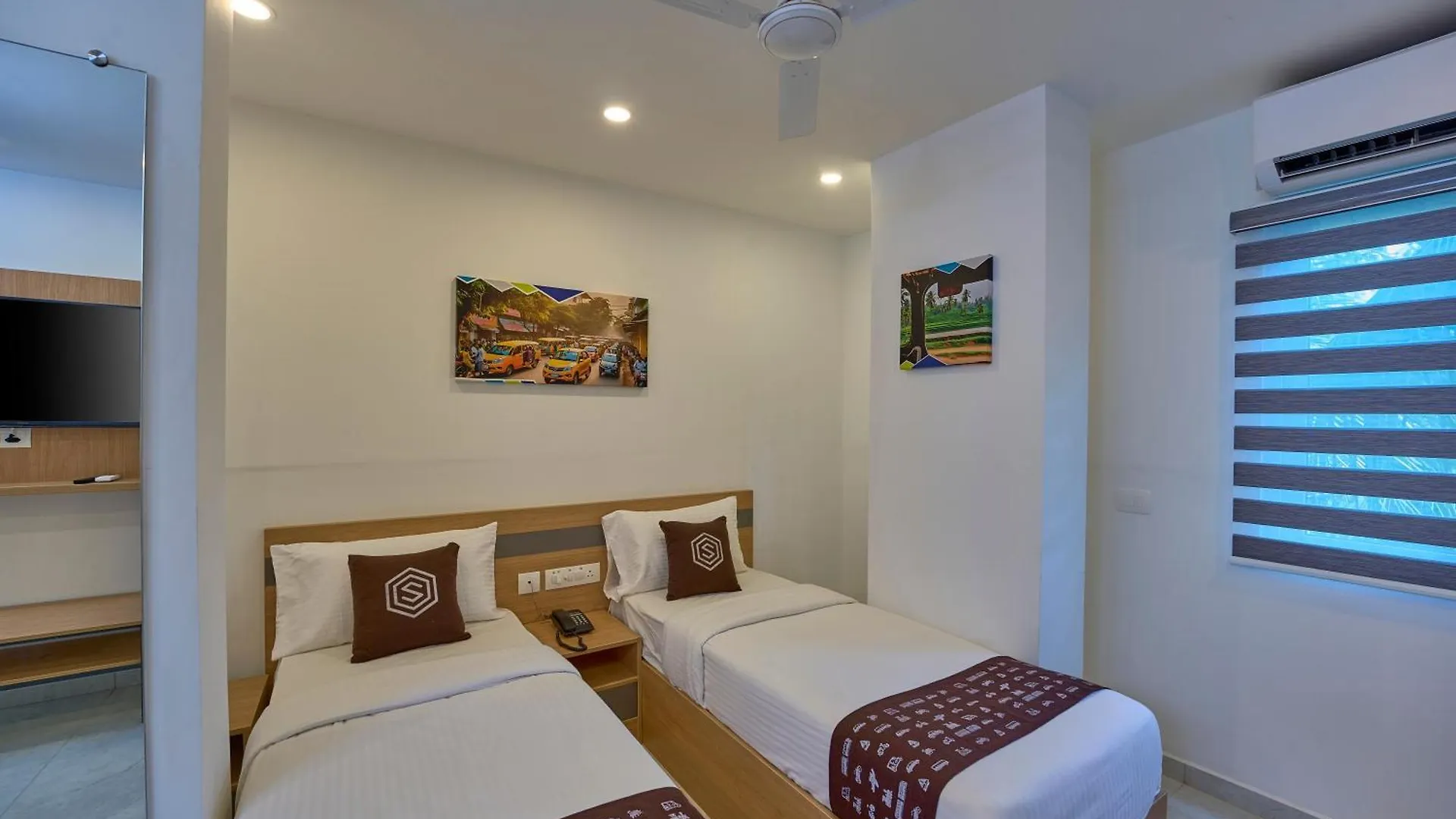 Hotel Sapphire Club Hub Kochi Indien